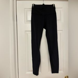 navy wonder-under lululemon leggings
